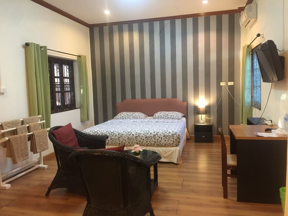 تالانغ Oyo 1117 Phuket Airport Suites المظهر الخارجي الصورة